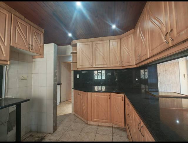 3 BEDROOM FREESTANDING FOR SALE IN WOODVIEW